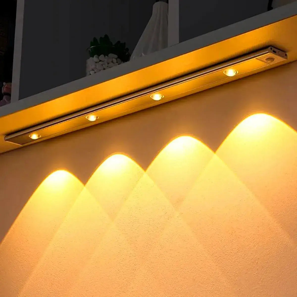 LUZ LED SENSOR MOVIMIENTO USB 20CM/40CM/60CM